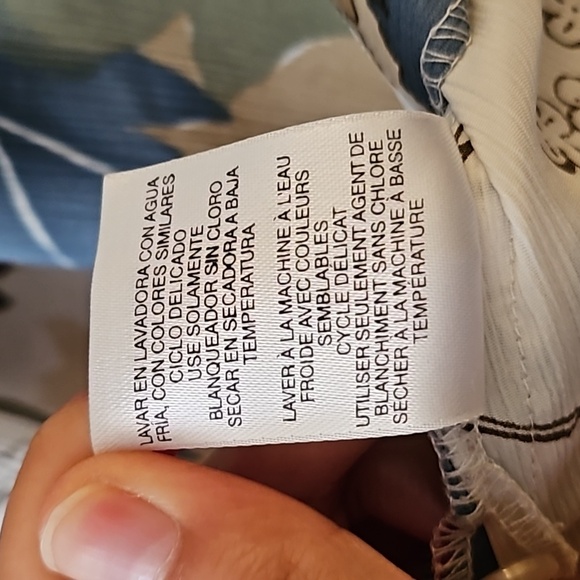 Autumn Foliage Button-down Shirt - Picture 8 of 8